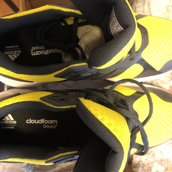 Brand New in Box Adidas Running Sneakers - Picture 2 of 4
